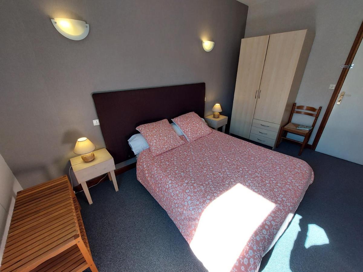 L'Accent - Hotel 2 Etoiles Et Restaurant - Logis Hotels Astaffort Eksteriør billede